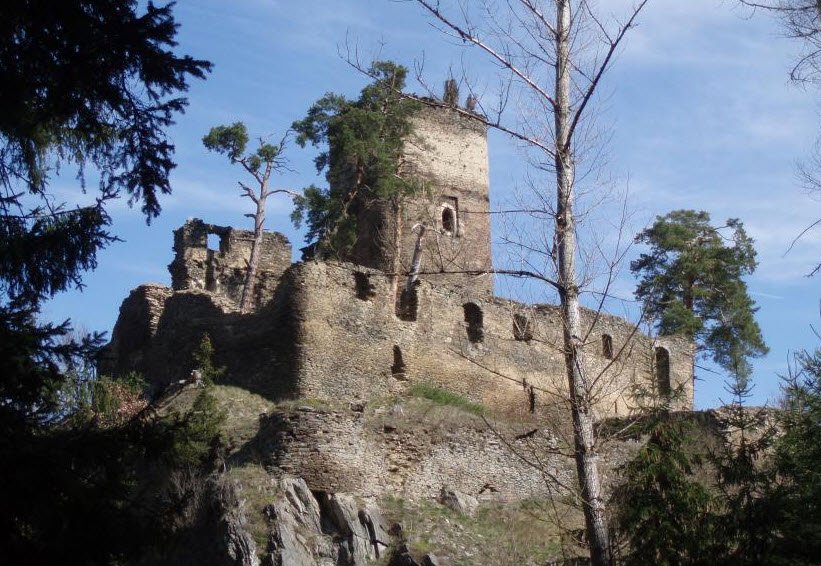 Zřícenina hradu Třebel, Černošín, Czechia, Czech Republic (Czechia)